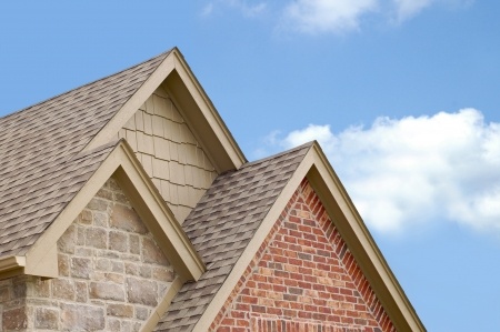 Choosing a Color for Your Roof Shingles