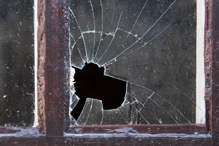How To Decide Whether To Repair Or Replace Your Windows