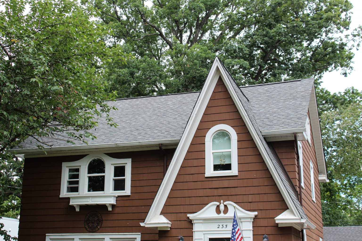 Residential shingle roof installation in Buffalo, NY