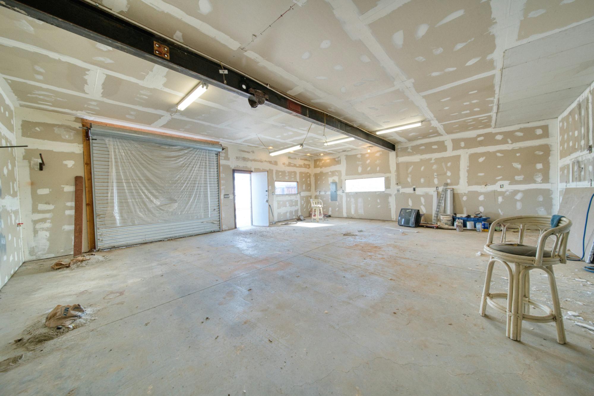 Drywall 2 Drywall Picture from Unsplash 3 1